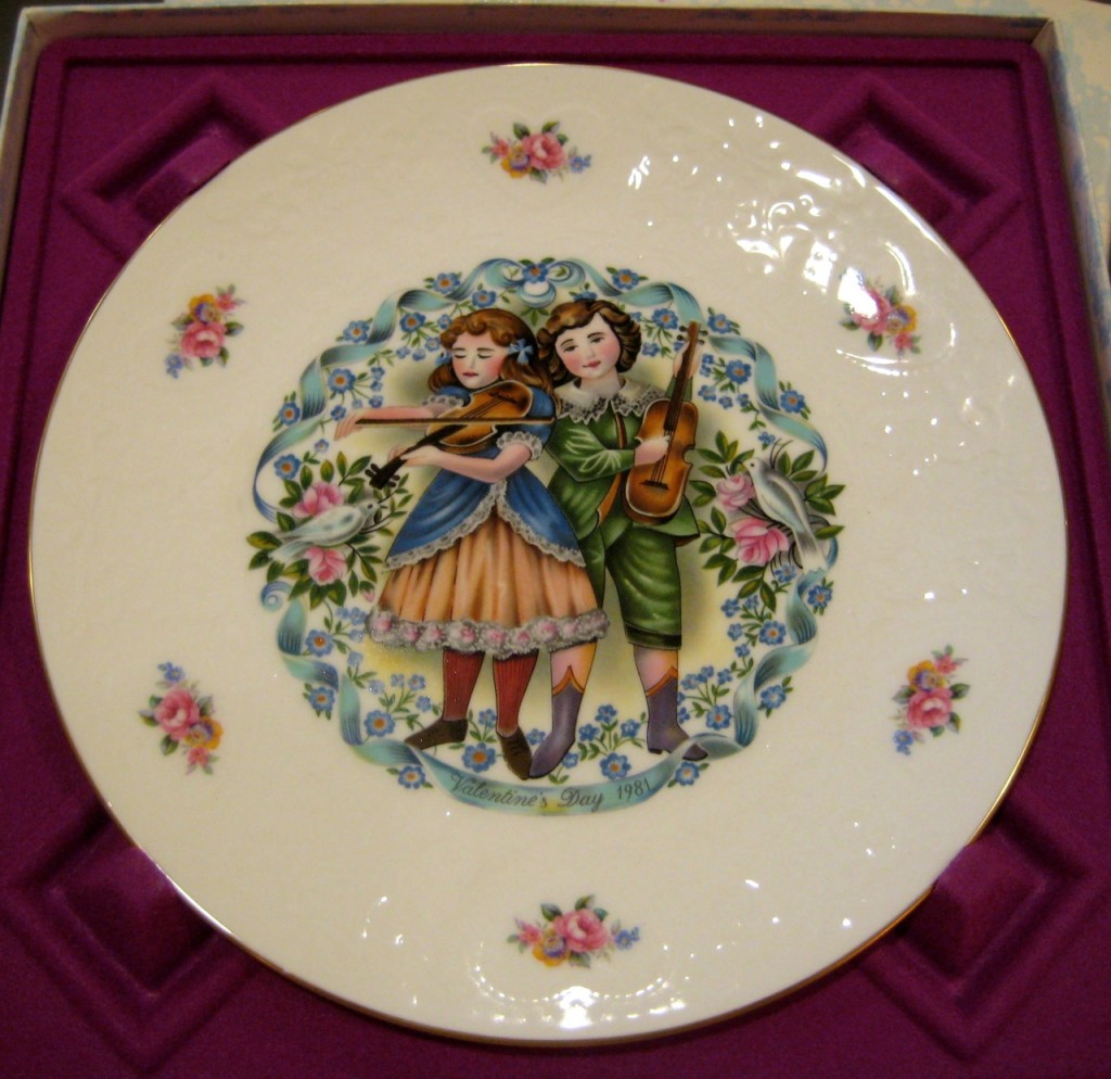One of ten Royal Doulton Valentine's Day Collector Plates. Beautiful $150 set of ten